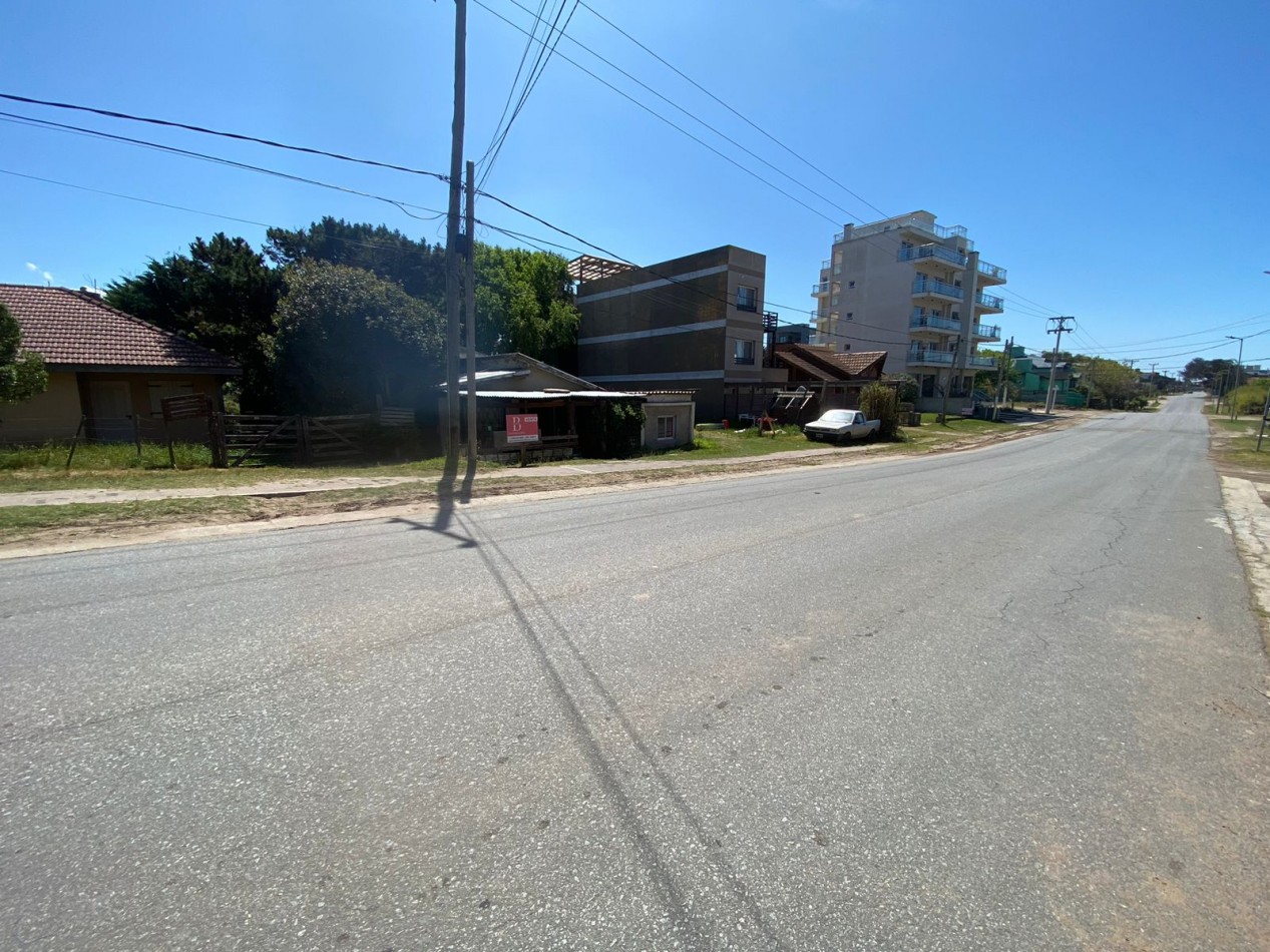 Venta lote multifamiliar a Dos cuadras del Mar !!