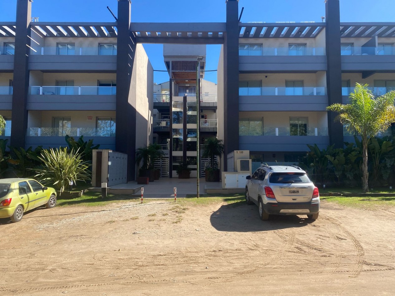 Venta de departamento en complejo Amarras ,Pinamar oportunidad !