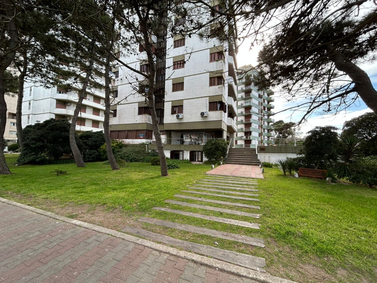 venta de departamento centro de Pinamar 