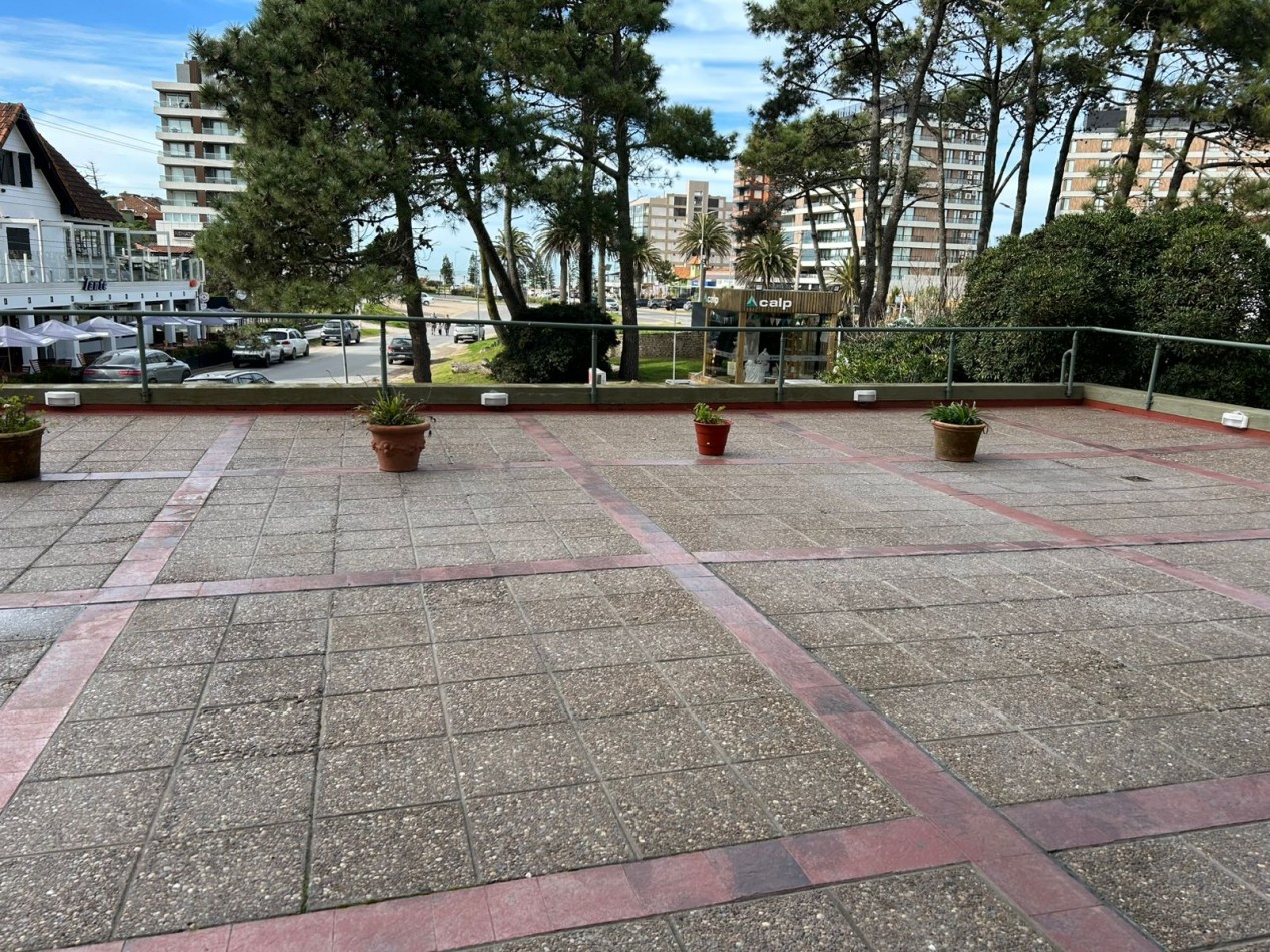 venta de departamento centro de Pinamar 