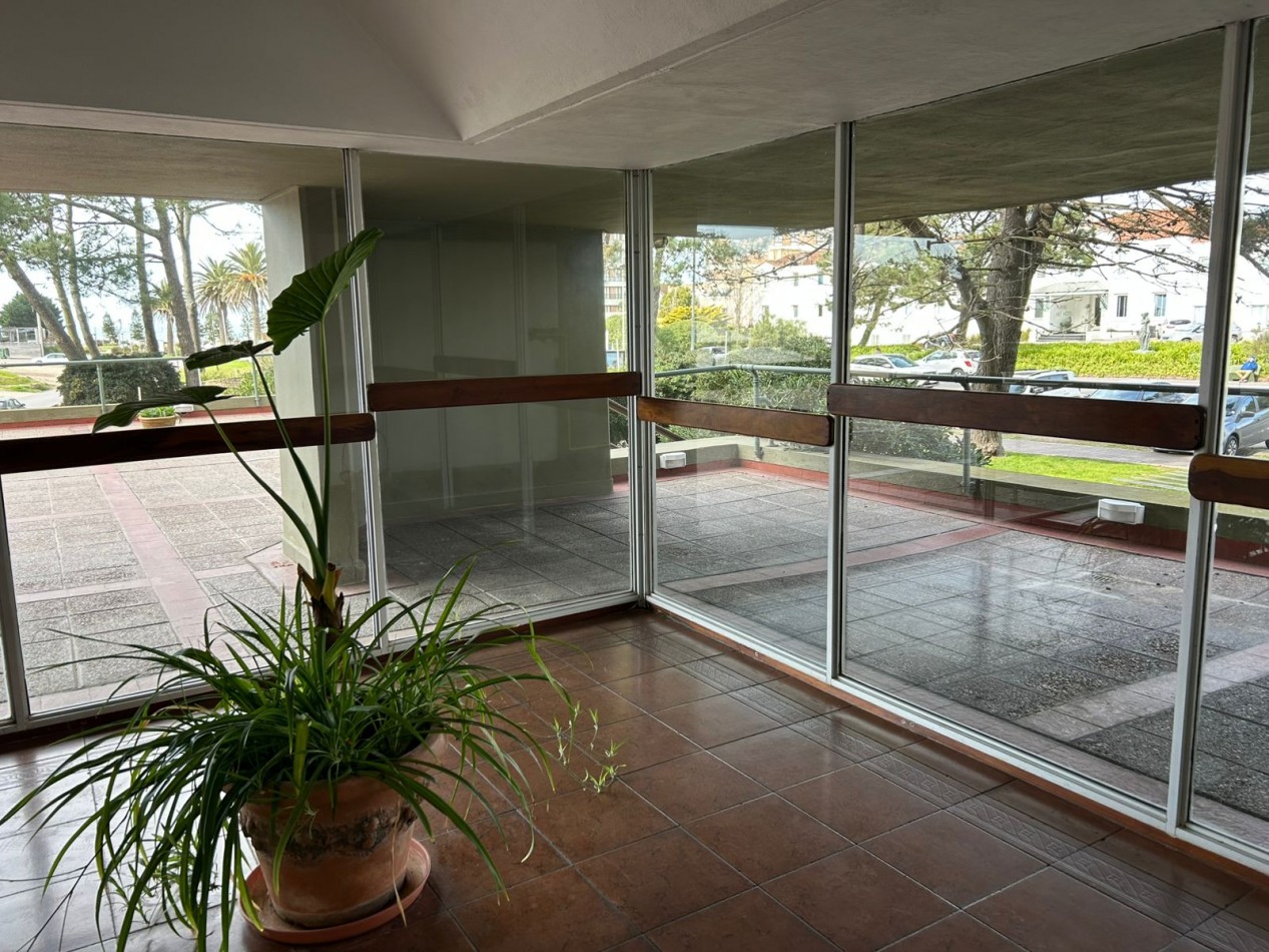 venta de departamento centro de Pinamar 