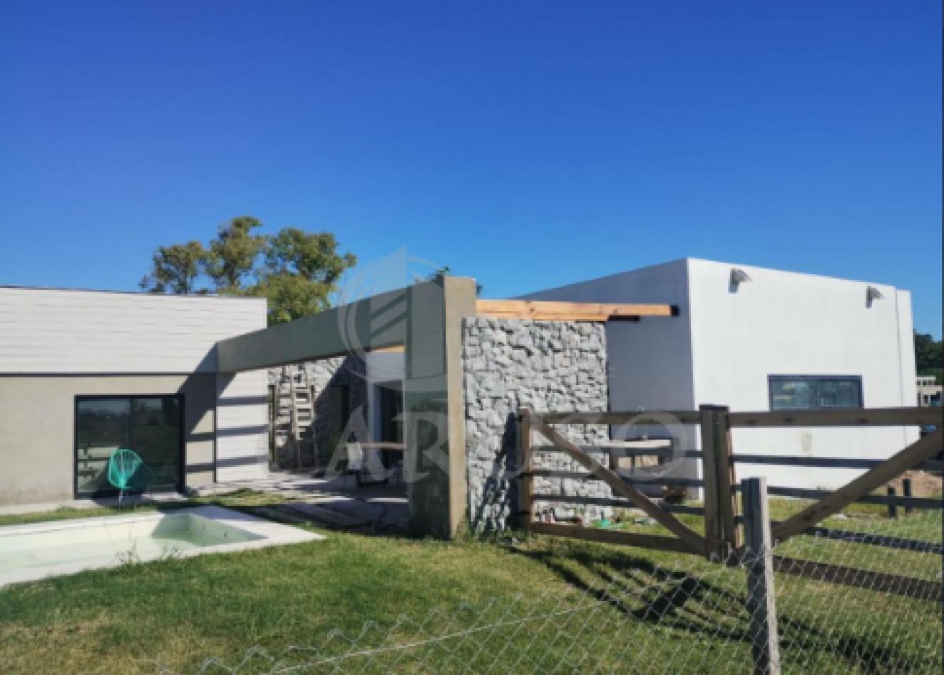 Casa en Area 60 - La Plata