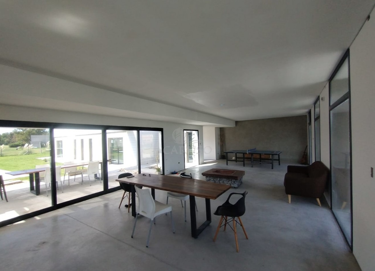 Casa en Area 60 - La Plata