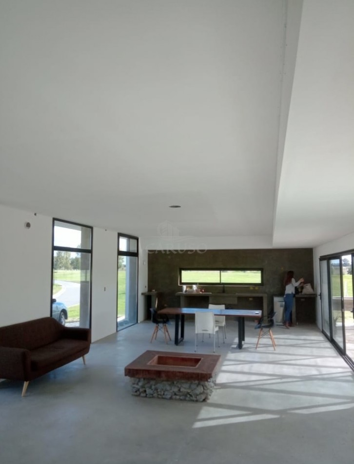 Casa en Area 60 - La Plata