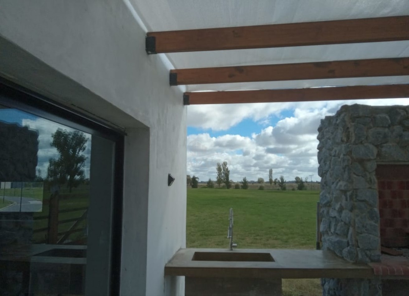 Casa en Area 60 - La Plata