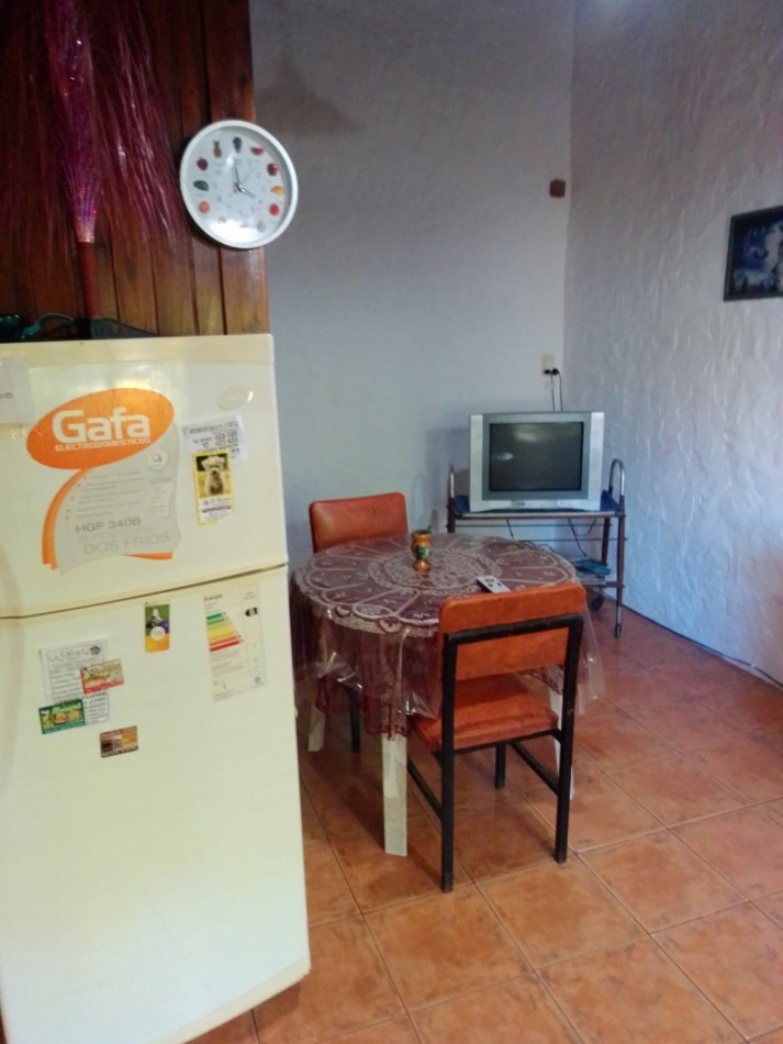 Dos Casas de 3 Amb. C/Una