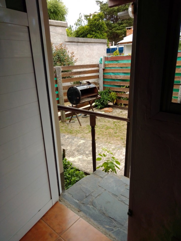 Dos Casas de 3 Amb. C/Una
