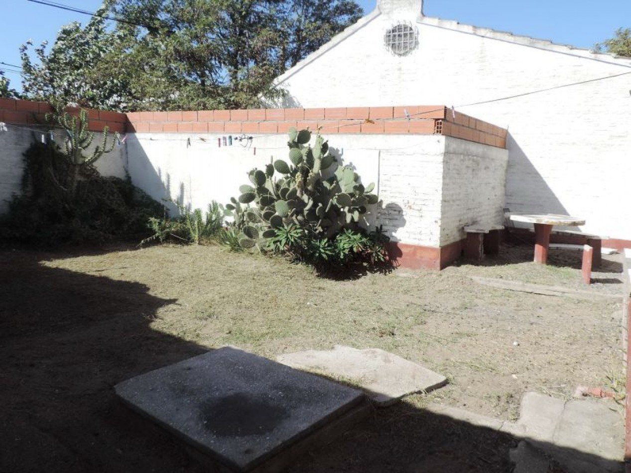 Casa 3 amb + monoambiente sobre lote propio