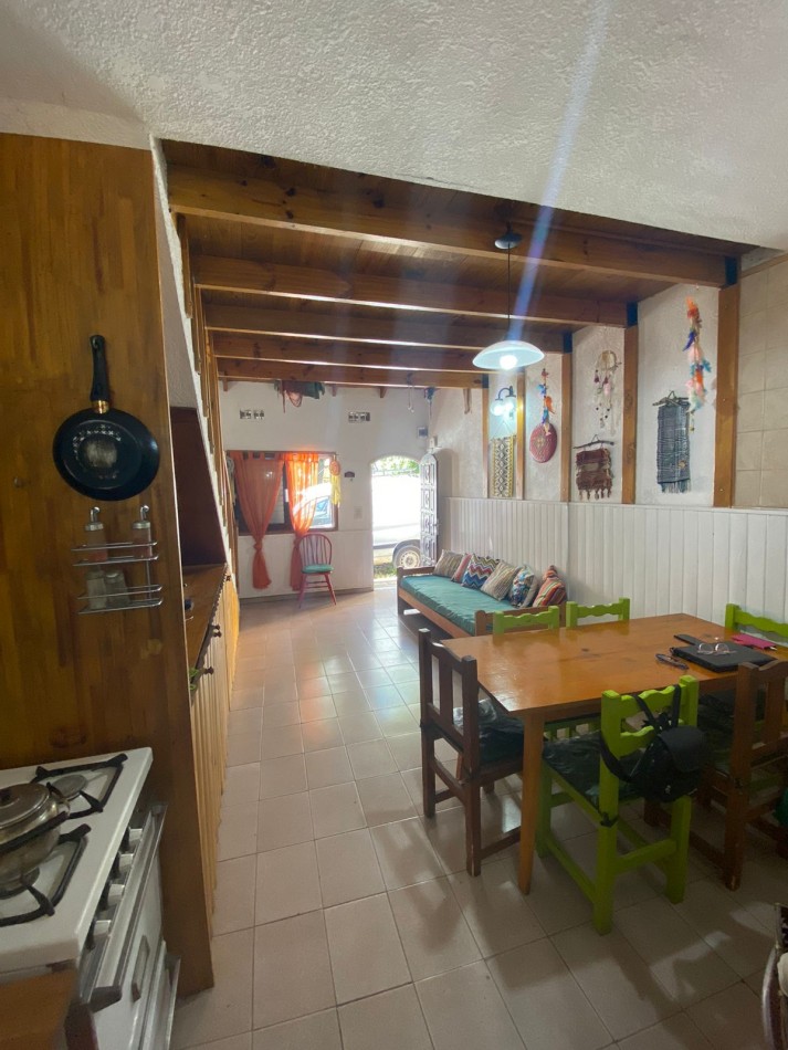 Duplex de 3 amb. con espacio de auto en zona norte