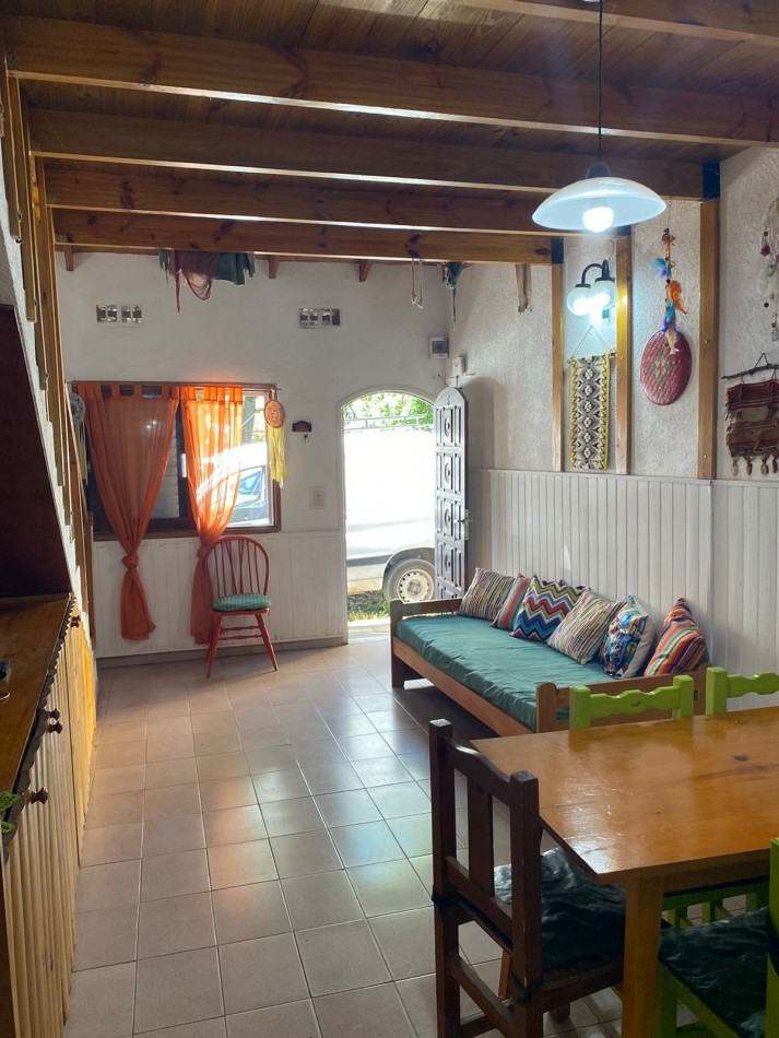 Duplex de 3 amb. con espacio de auto en zona norte