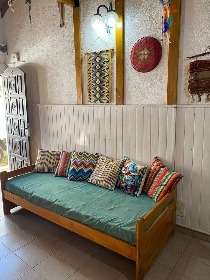 Duplex de 3 amb. con espacio de auto en zona norte