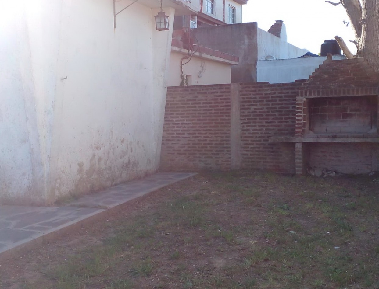 Casita de 3 Amb a refaccionar