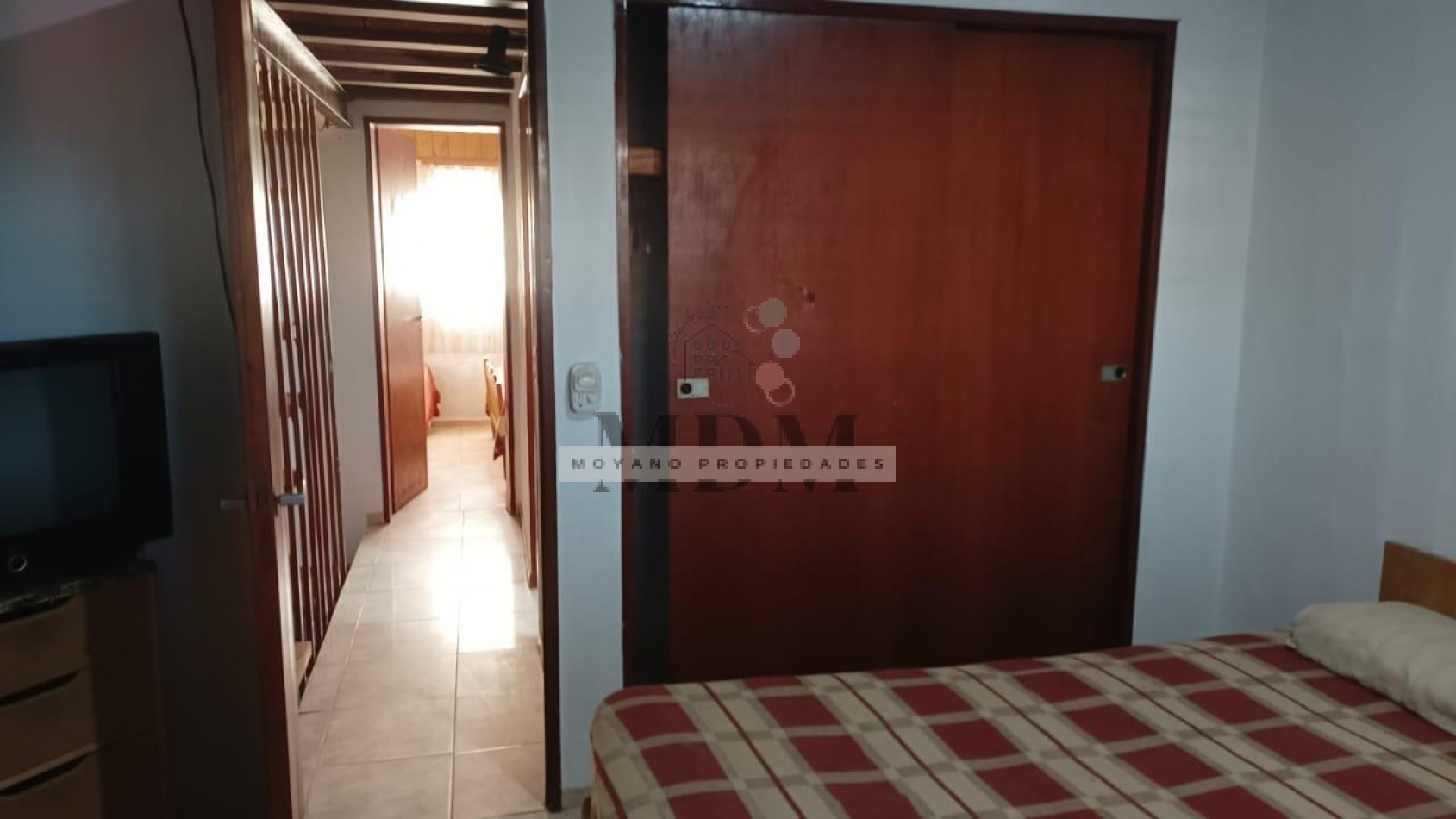 Triplex a restaurar - Excelente ubicacion en Villa Gesell