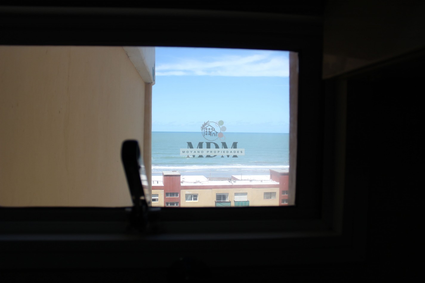 DEPARTAMENTO EN 6° PISO CON VISTA PLENA AL MAR - EDIFICIO OKEY