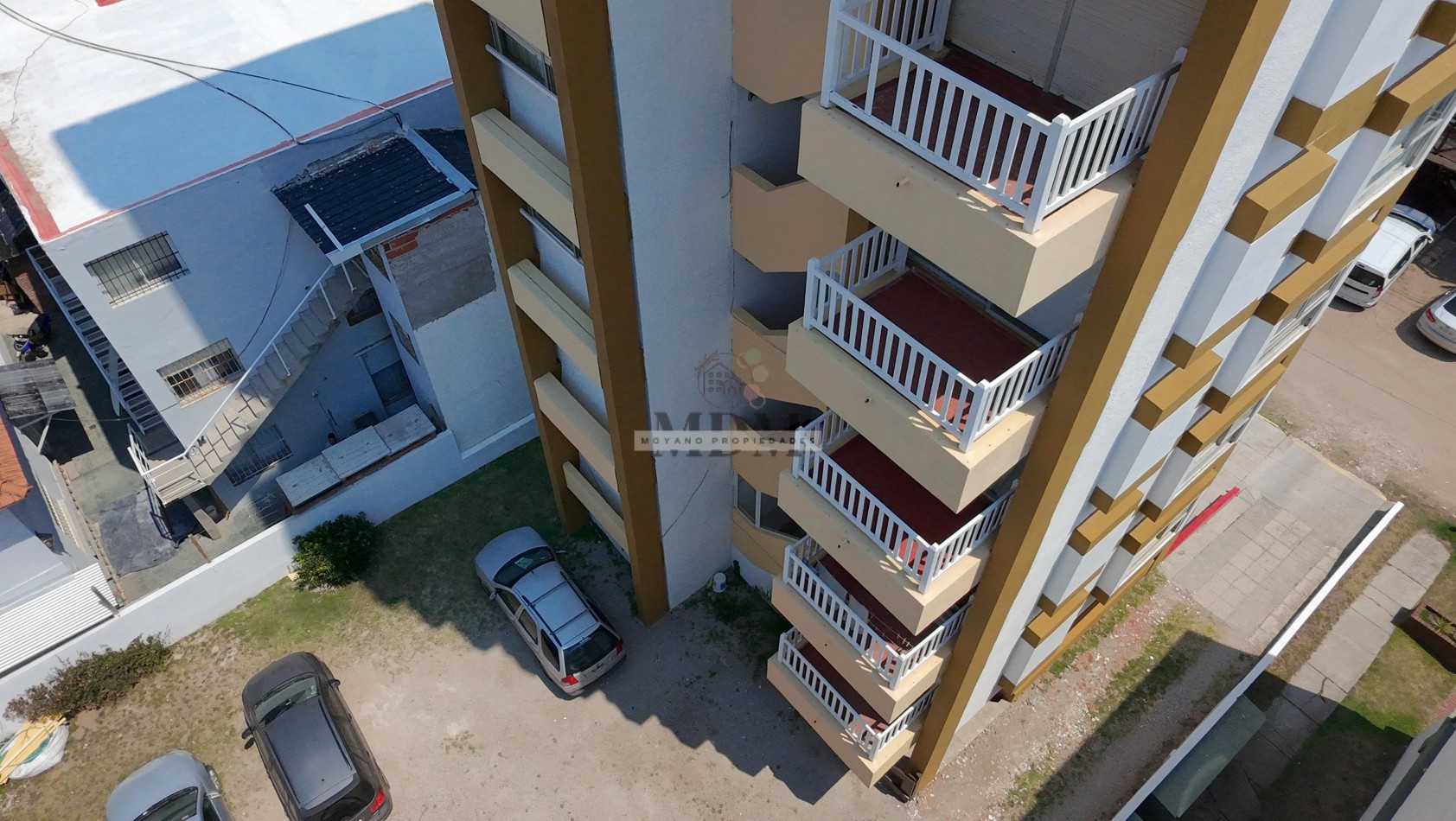 Exclusivo Departamento en Venta - 3° Piso Completo