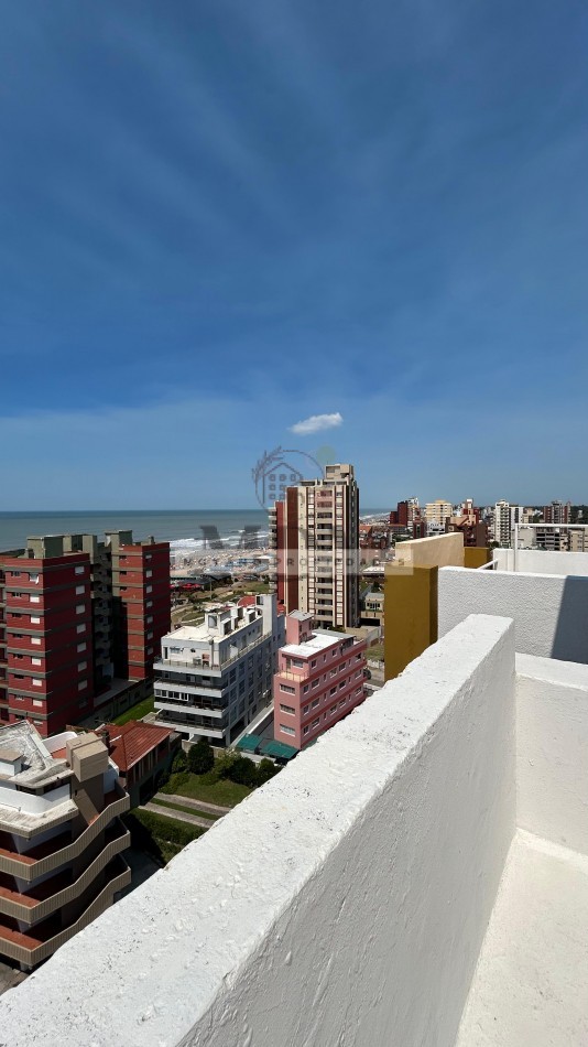 Exclusivo Departamento en Venta - 3° Piso Completo