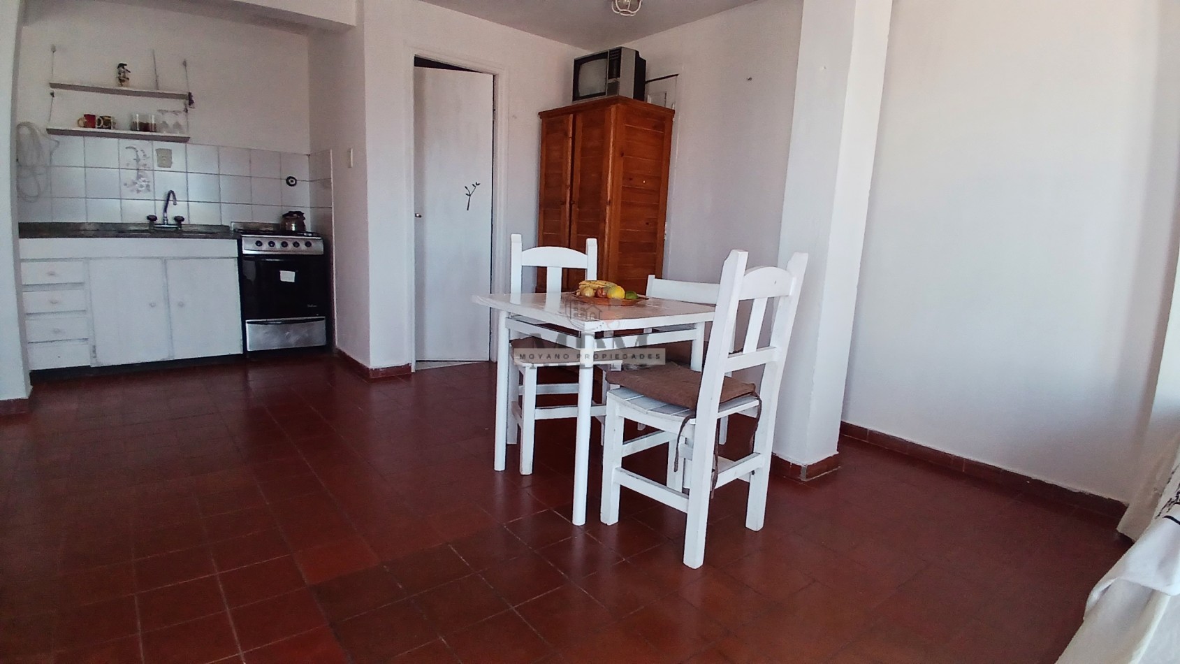 Venta de Monoambientes a una Cuadra del Mar en Villa Gesell: ¡Tu Refugio Costero te Espera!
