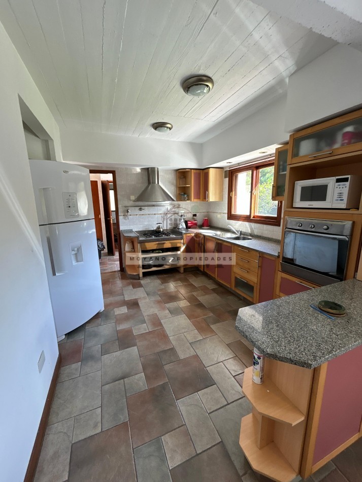 CASA CON PISCINA MULTIFAMILIAR EN LAS GAVIOTAS