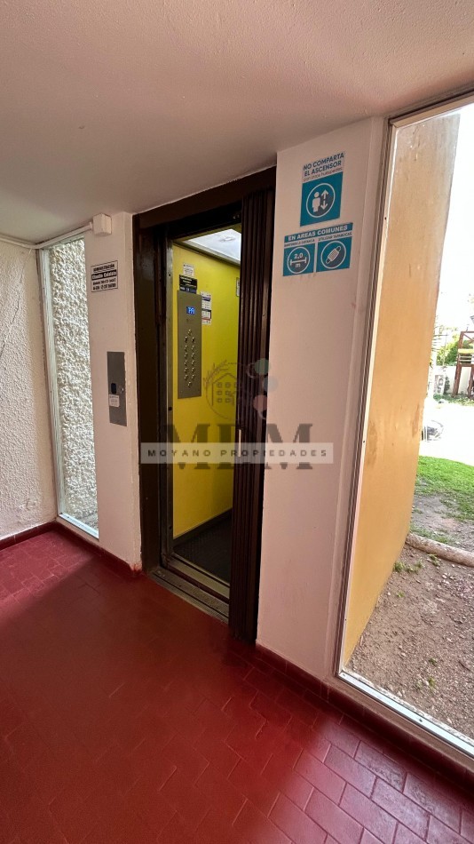 Exclusivo Departamento en Venta - 3° Piso Completo