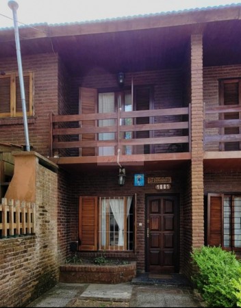 Triplex de 4 ambientes