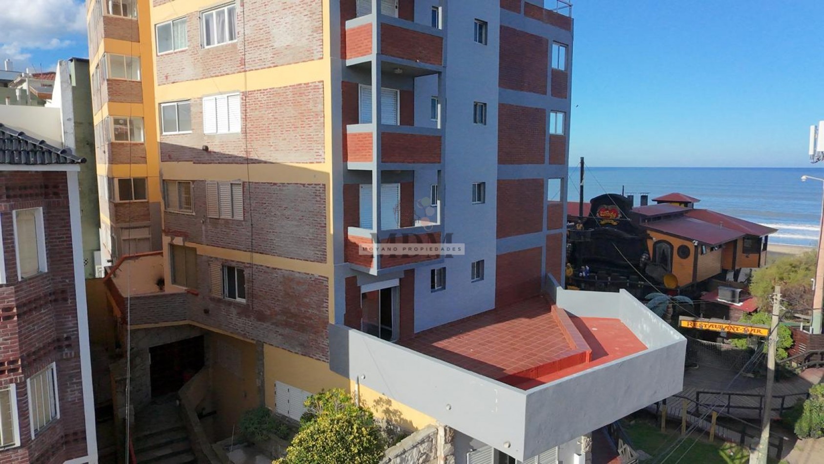 Departamento con Terraza y Vista al Mar en Paseo 104 y Costanera