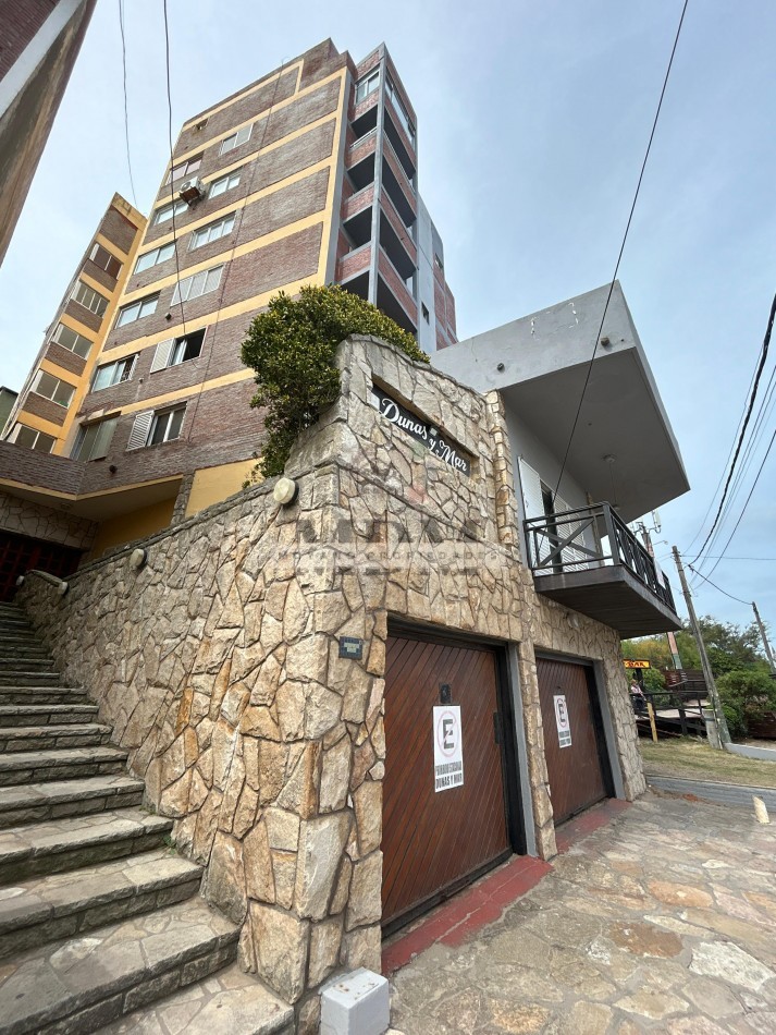 Departamento con Terraza y Vista al Mar en Paseo 104 y Costanera