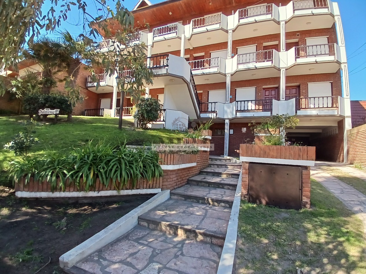 Departamento de 2 ambientes en Edificio Palmeras III