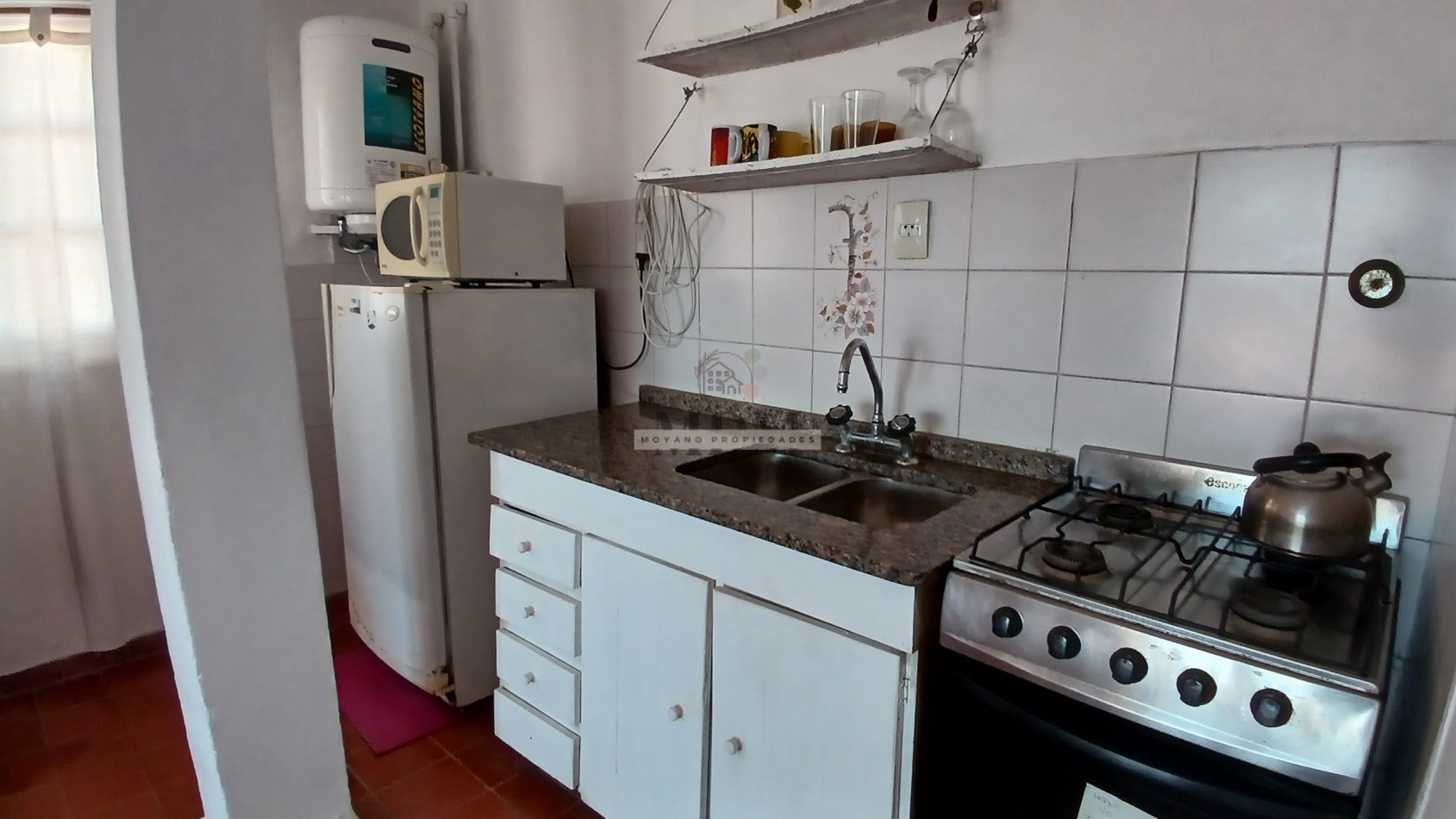 Venta de Monoambientes a una Cuadra del Mar en Villa Gesell: ¡Tu Refugio Costero te Espera!