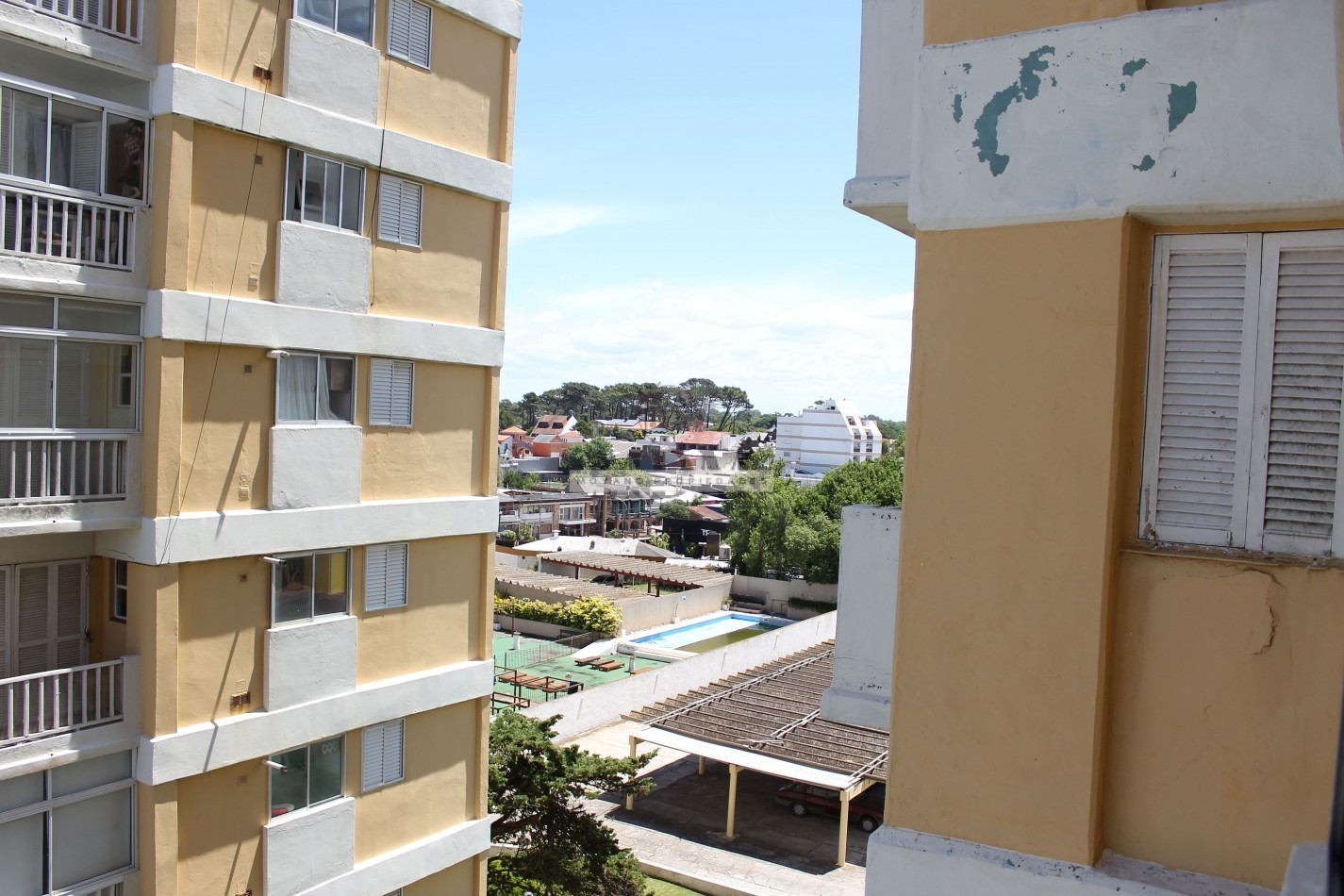 DEPARTAMENTO EN 6° PISO CON VISTA PLENA AL MAR - EDIFICIO OKEY