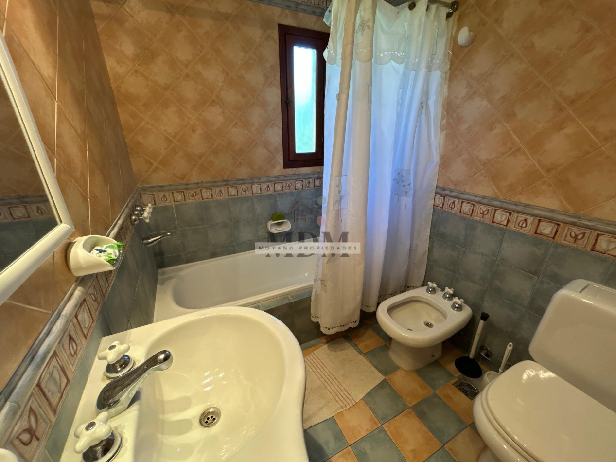 CASA CON PISCINA MULTIFAMILIAR EN LAS GAVIOTAS