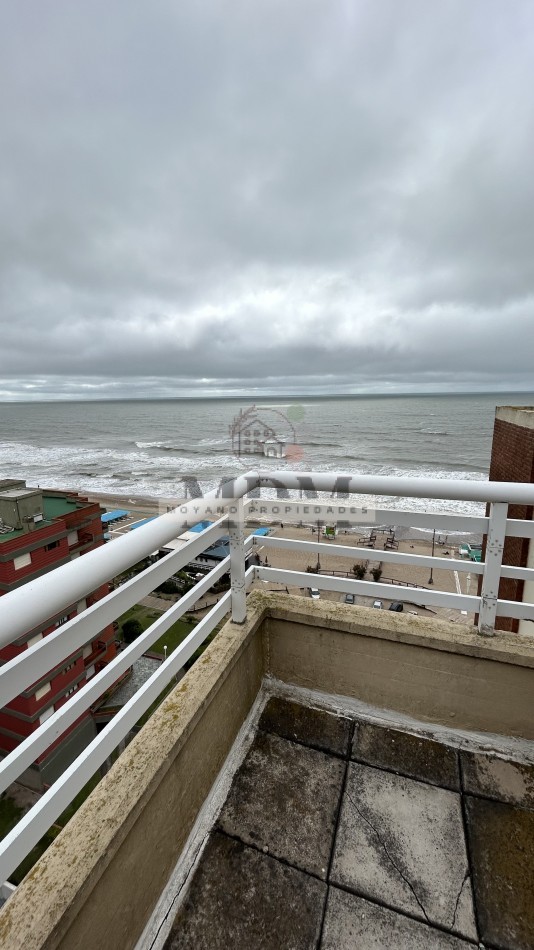 Departamento con vista al mar