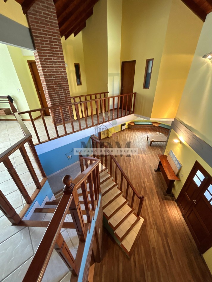 CASA CON PISCINA MULTIFAMILIAR EN LAS GAVIOTAS