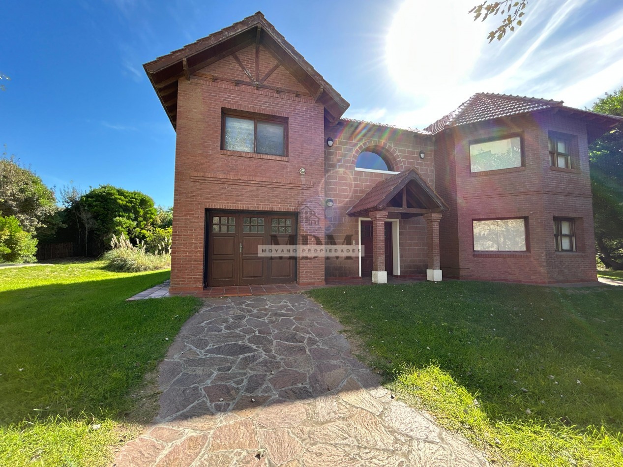 CASA CON PISCINA MULTIFAMILIAR EN LAS GAVIOTAS
