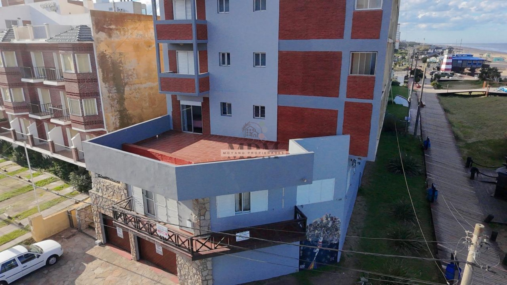 Departamento con Terraza y Vista al Mar en Paseo 104 y Costanera