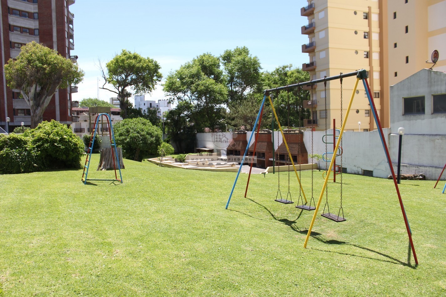 DEPARTAMENTO EN 6° PISO CON VISTA PLENA AL MAR - EDIFICIO OKEY