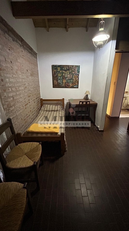 Alquiler Temporario - Casa con Gran Patio en Villa Gesell