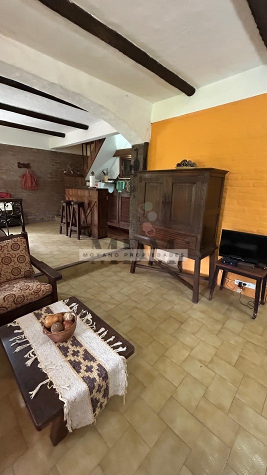Alquiler Temporario - Casa con Gran Patio en Villa Gesell