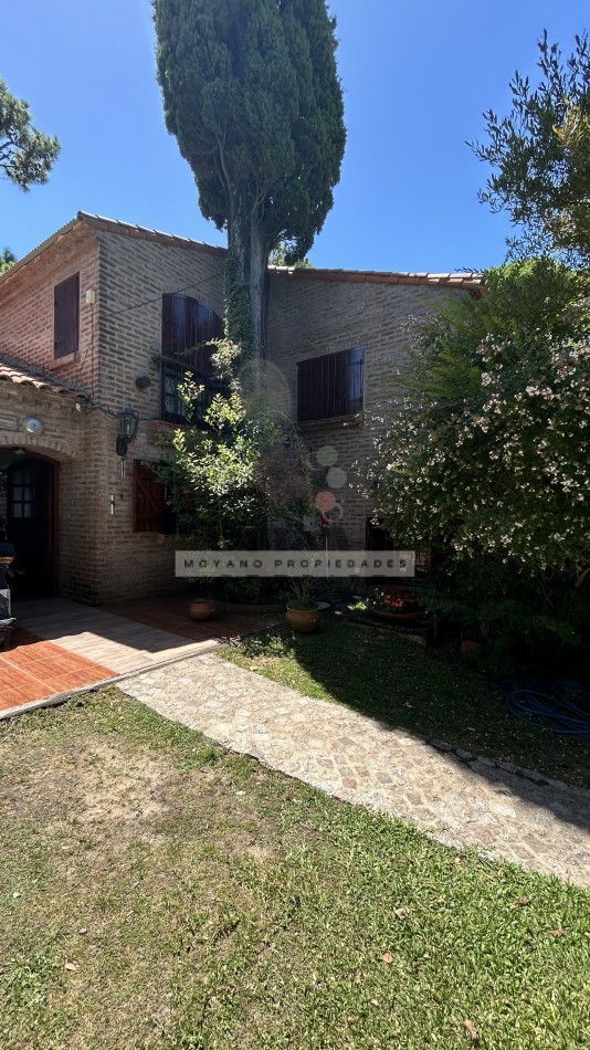 Hermosa Casa en Barrio Norte