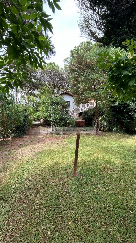 Alquiler Temporario - Casa con Gran Patio en Villa Gesell