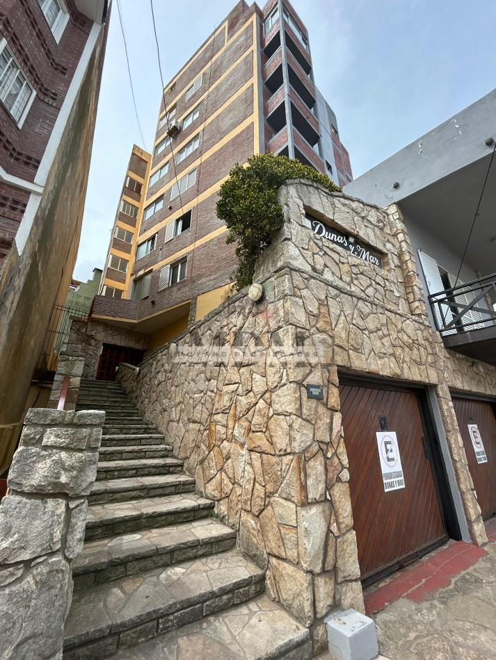 Departamento con Terraza y Vista al Mar en Paseo 104 y Costanera
