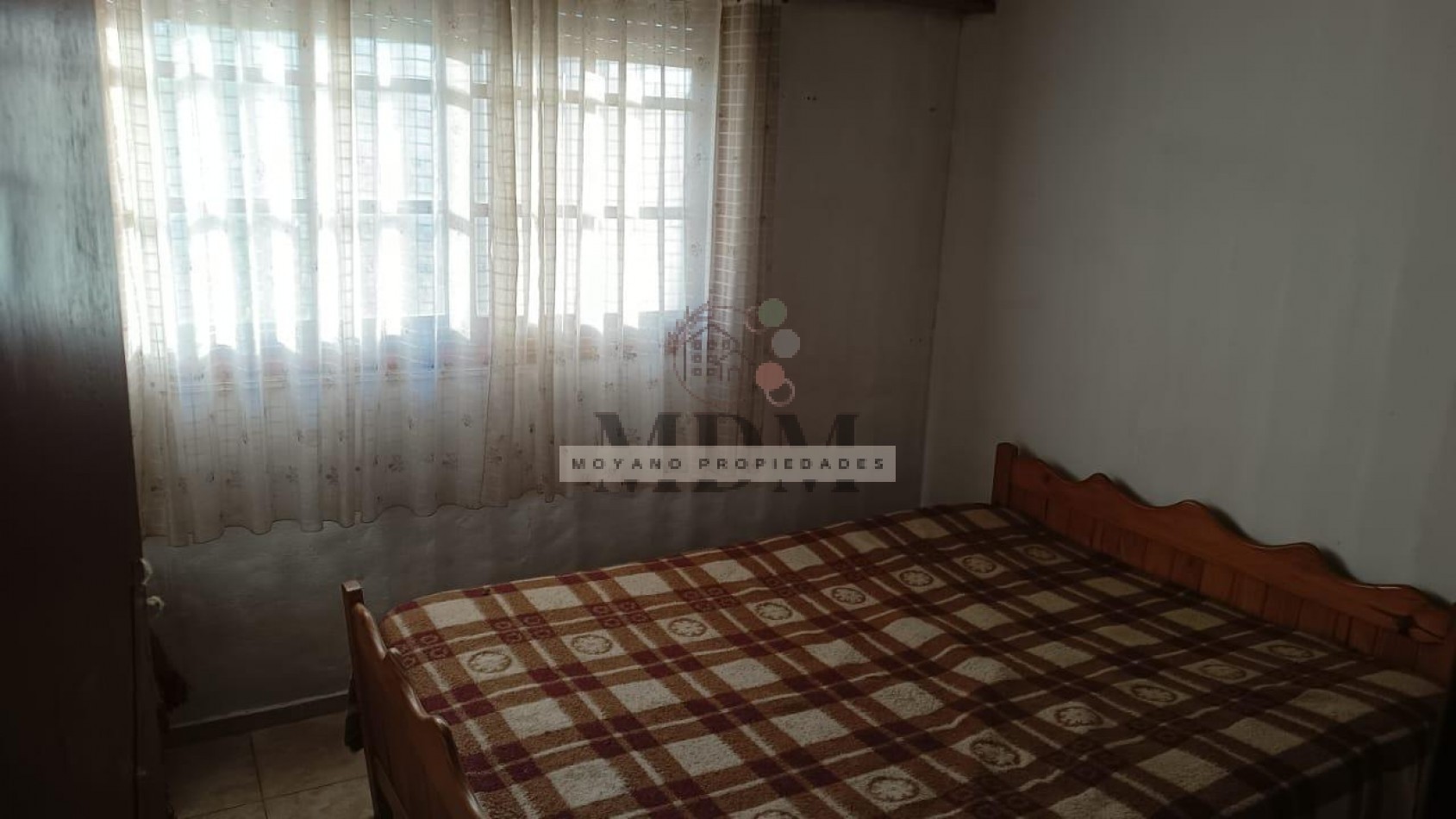 Triplex a restaurar - Excelente ubicacion en Villa Gesell