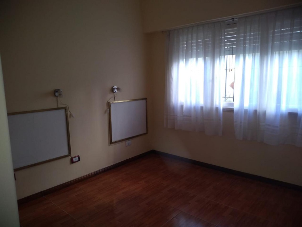 Excelente PH 3 amb. al frente Guemes - APTO CREDITO USA142.000