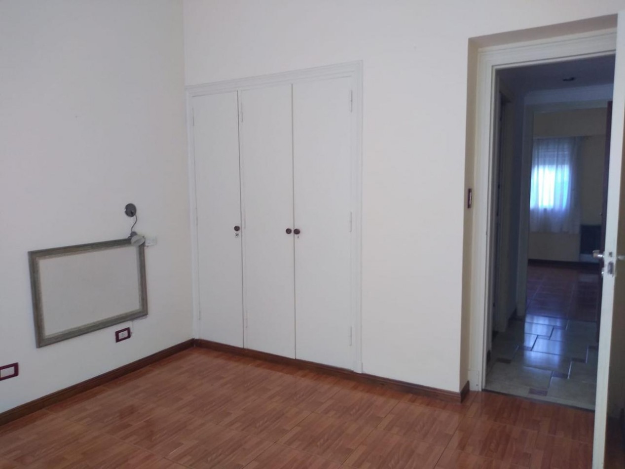 Excelente PH 3 amb. al frente Guemes - APTO CREDITO USA142.000