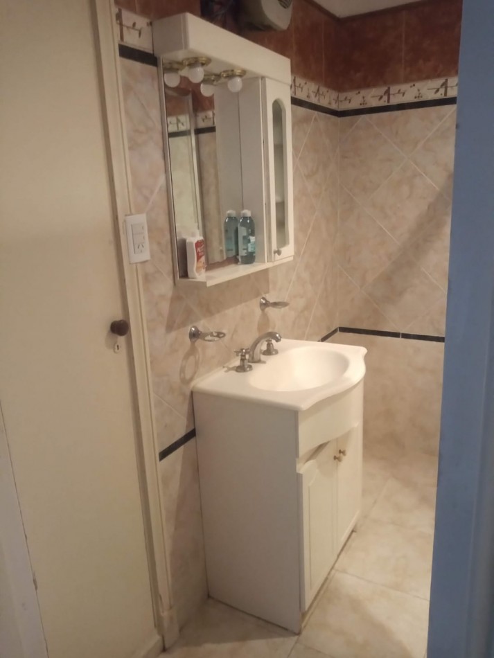 Excelente PH 3 amb. al frente Guemes - APTO CREDITO USA142.000