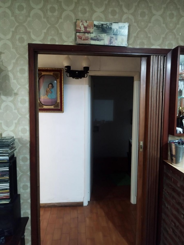 Casa Americana 3 amb. 219 m² garage . Genova al 5300