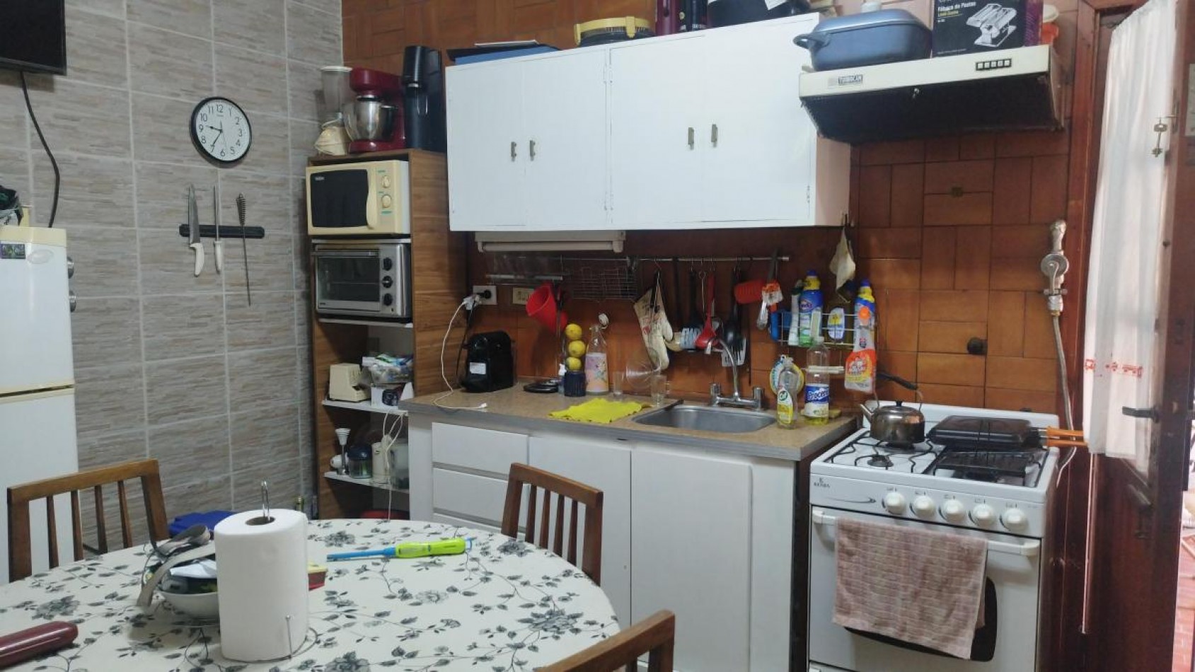 Casa Americana 3 amb. 219 m² garage . Genova al 5300