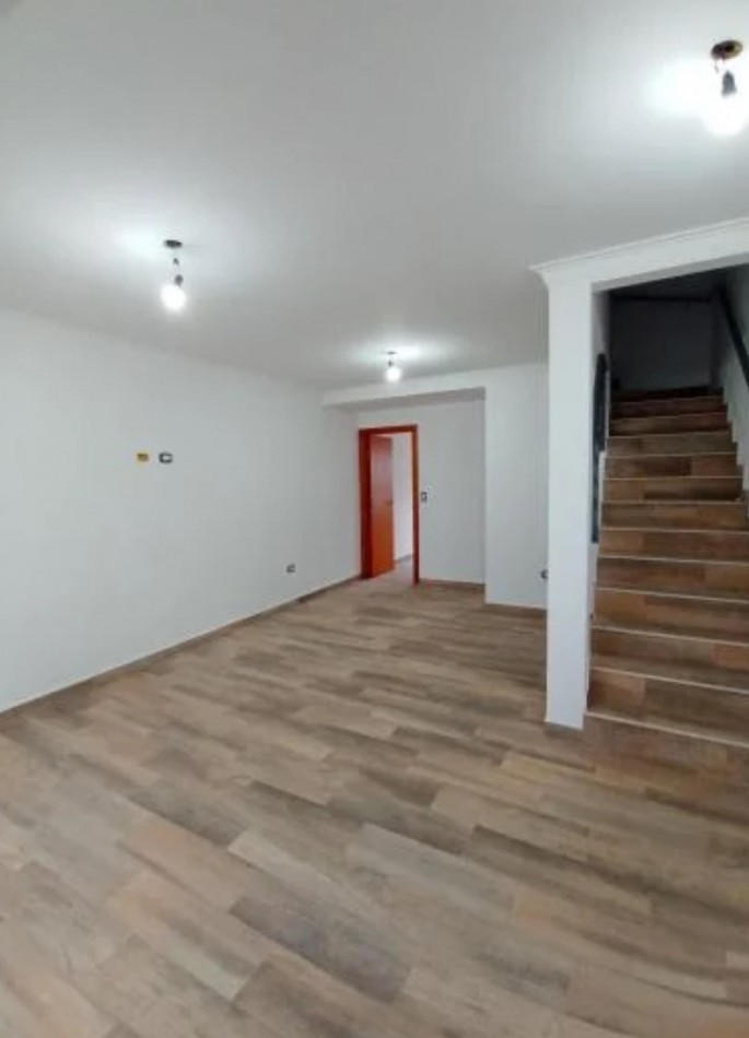 Duplex 85m2 zona San Juan 3 AMB.