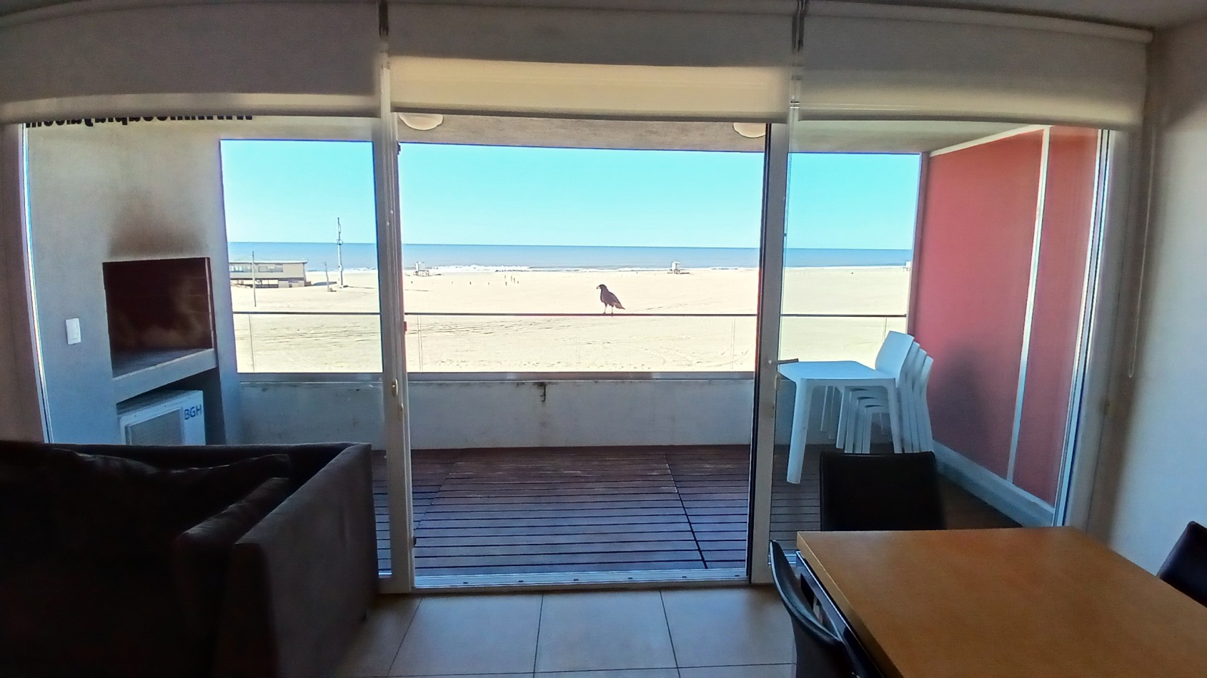 Vendemos dpto de 3 ambientes en COMPLEJO MECA