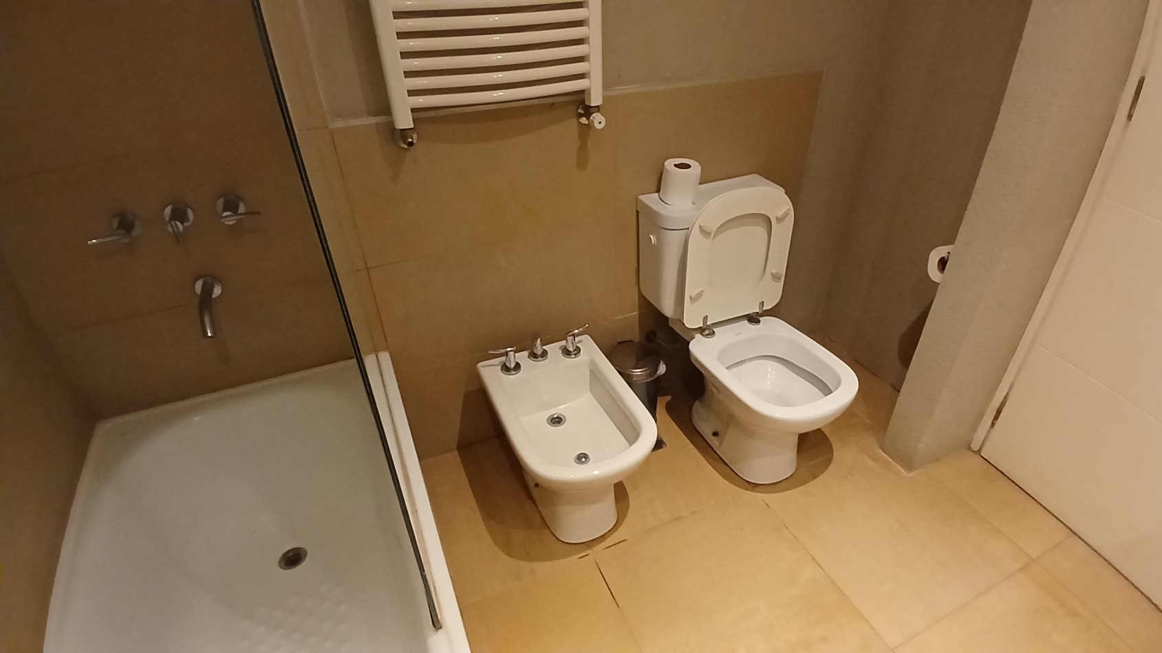Vendemos dpto de 3 ambientes en COMPLEJO MECA