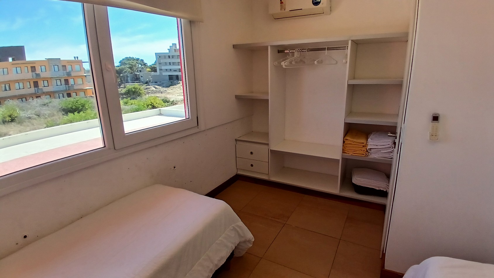 Vendemos dpto de 3 ambientes en COMPLEJO MECA
